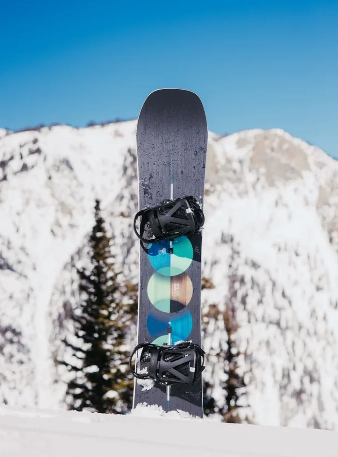 Burton Custom Camber snowboard for menn Burton Custom Camber snowboard for menn