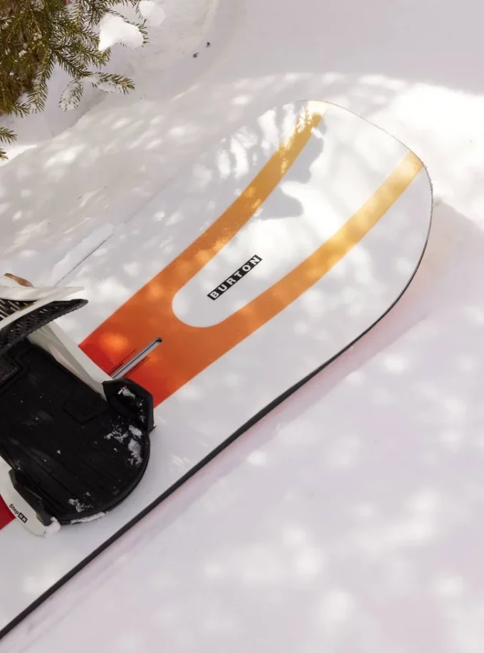 Burton Custom Camber snowboard for menn