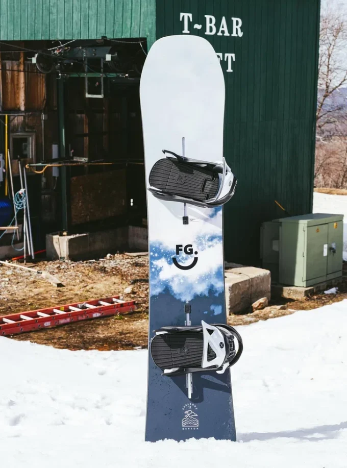 Burton Feelgood Flying V snowboard for kvinner Burton Feelgood Flying V snowboard for kvinner