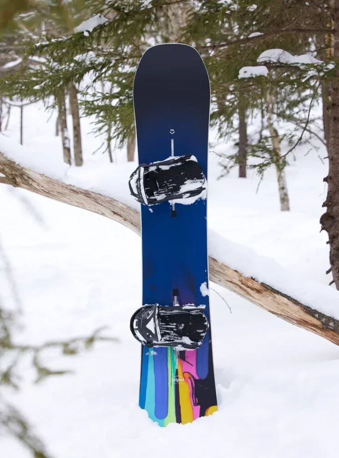 Burton Feelgood Flying V snowboard for kvinner Burton Feelgood Flying V snowboard for kvinner