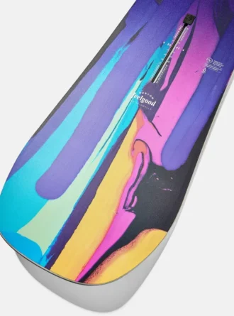 Burton Feelgood Smalls Camber snowboard for barn