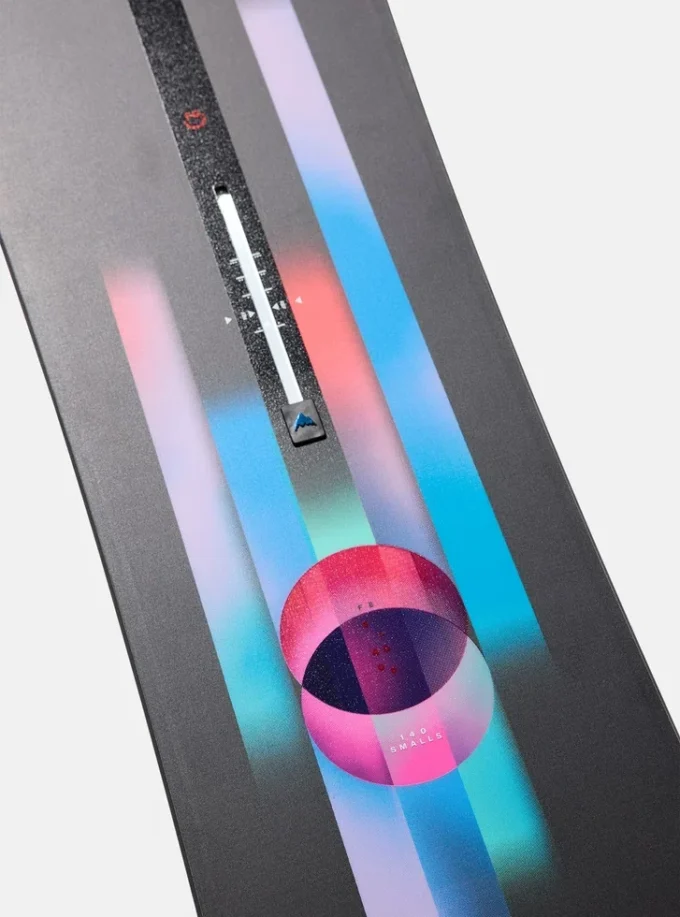 Burton Feelgood Smalls Camber snowboard for barn