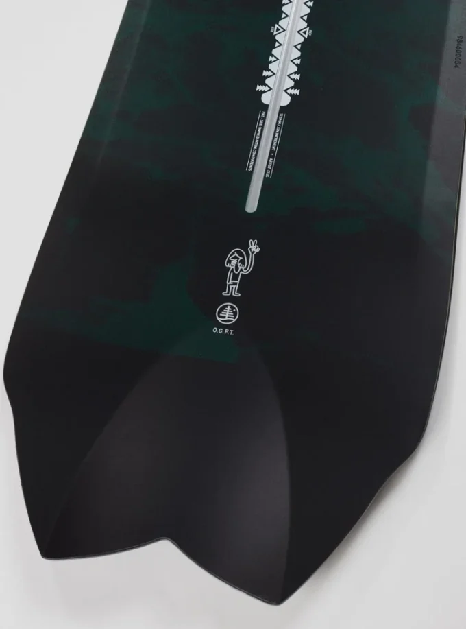 Burton Fish 3D Directional Flat Top snowboard for menn
