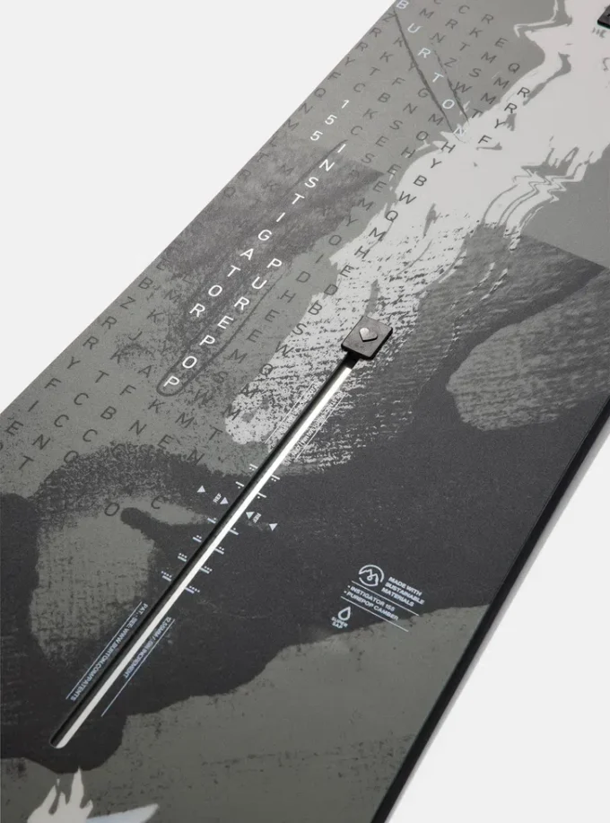 Burton Instigator PurePop Camber snowboard for menn Burton Instigator PurePop Camber snowboard for menn