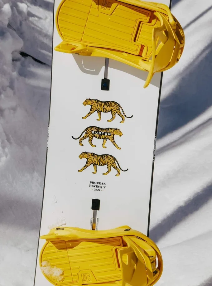 Burton Process Flying V snowboard for menn Burton Process Flying V snowboard for menn