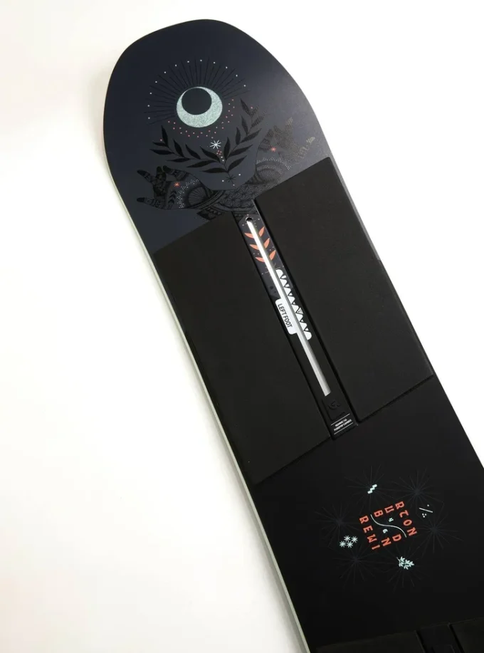 Burton Rewind Camber snowboard for kvinner Burton Rewind Camber snowboard for kvinner