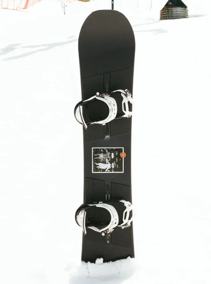 Burton Rewind Camber snowboard for kvinner Burton Rewind Camber snowboard for kvinner
