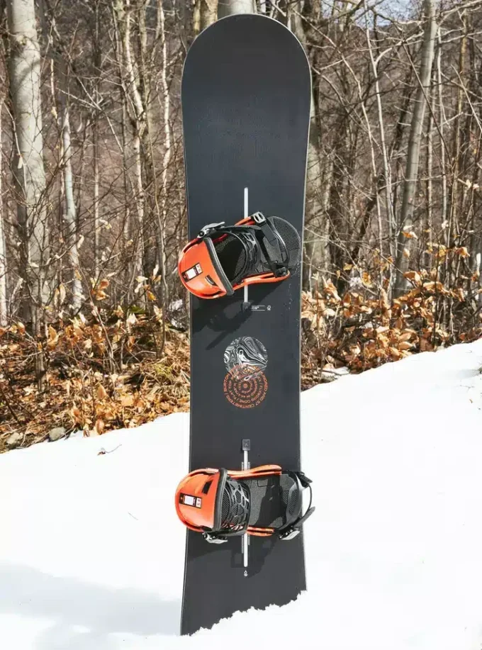 Burton Ripcord Flat Top snowboard for menn