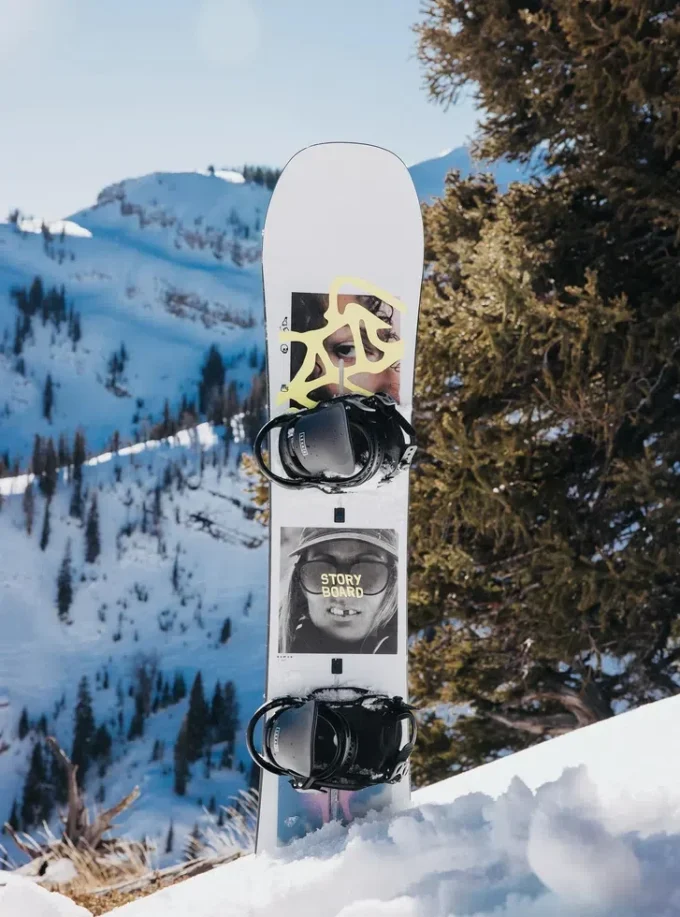 Burton Story Board Camber snowboard for kvinner Burton Story Board Camber snowboard for kvinner