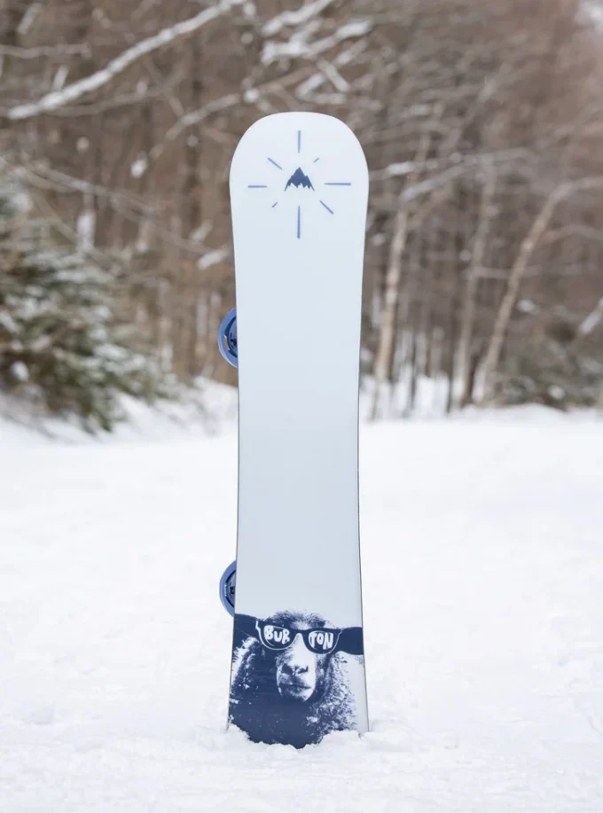 Burton Yeasayer Flat Top snowboard for kvinner Burton Yeasayer Flat Top snowboard for kvinner